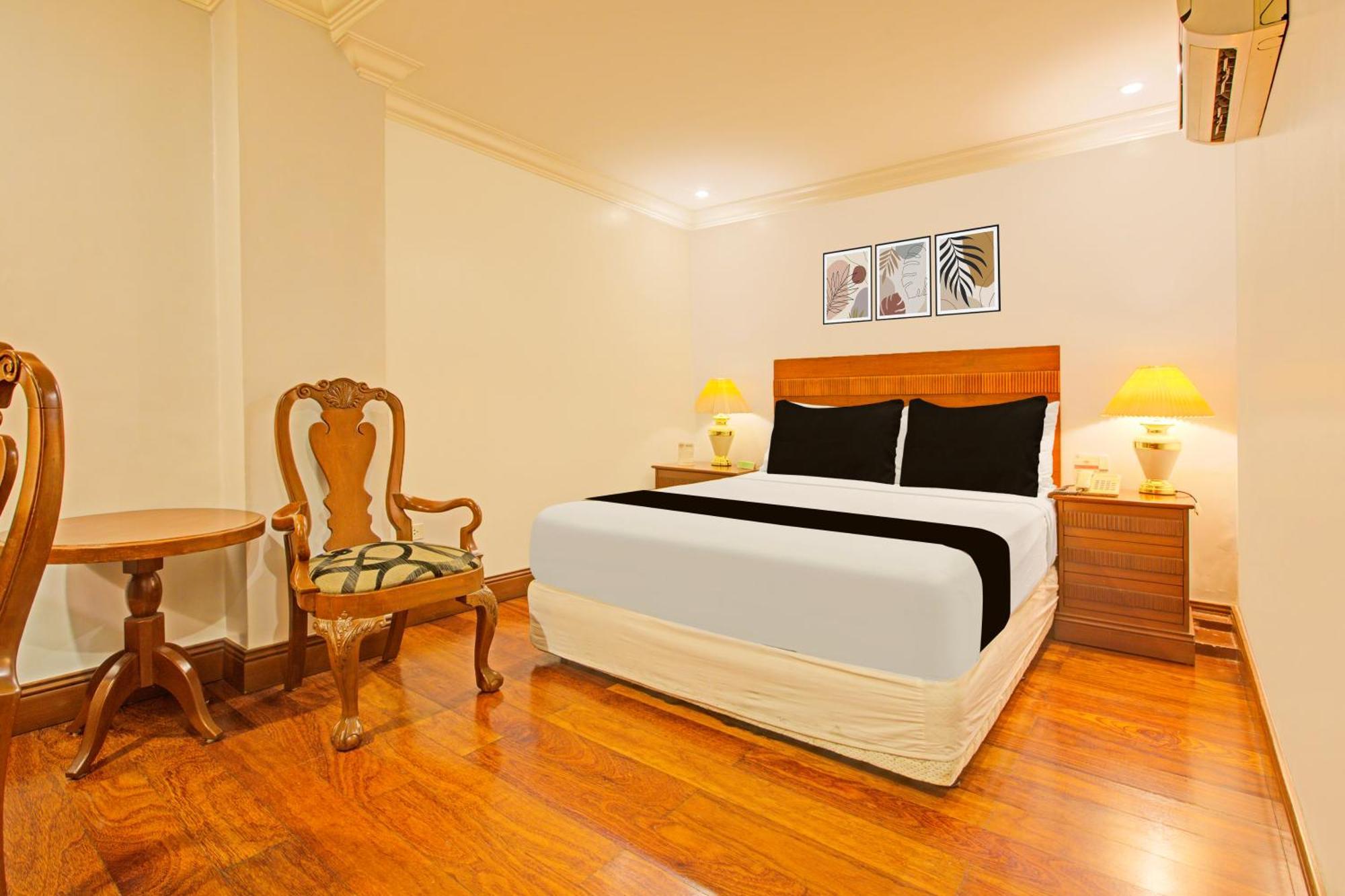 Townhouse Oak Vip Suites, Near Pnr Pasay Evangelista, Makati Manila Makati City Екстериор снимка